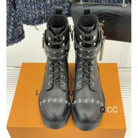 Picture of Louis Vuitton Shoes _SKULVsz35-40JX110212403
